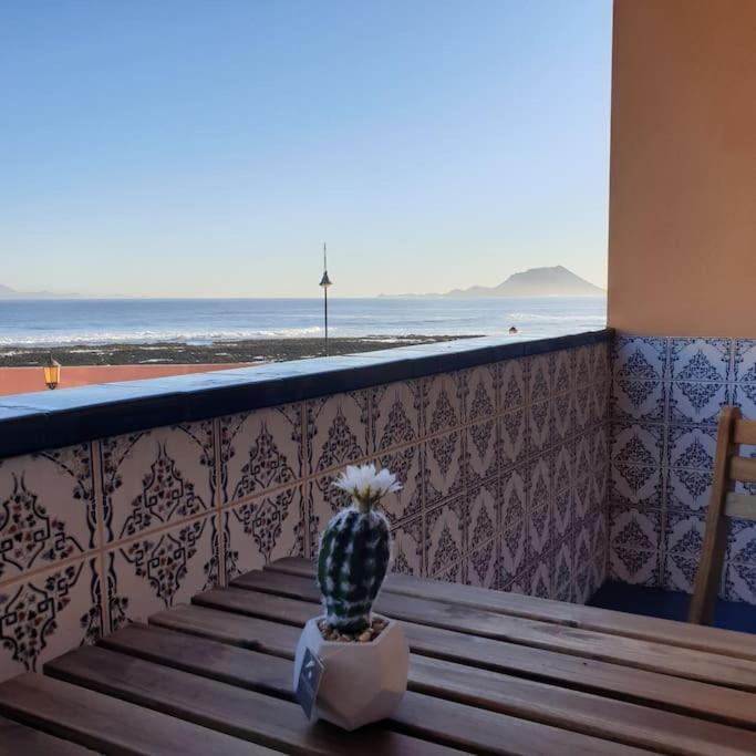 Lobos Views Workaction, Enjoy While You Work Corralejo Luaran gambar